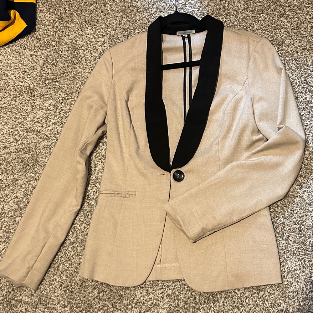 Charlotte Russe Tan Blazer with Contrasting Black Lapel